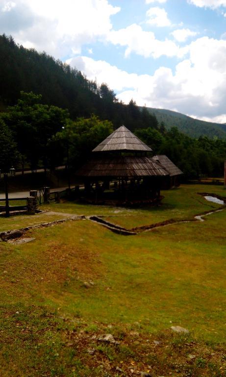 Planinska Kuca Villa Mokra Gora Exterior photo