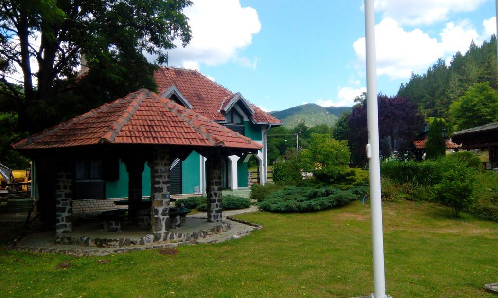 Planinska Kuca Villa Mokra Gora Exterior photo